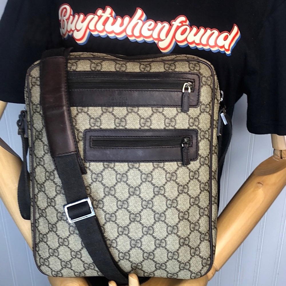 GUCCI Supreme GG Leather Coated Canvas Crossbody Messenger Bag With: Dust Bag
